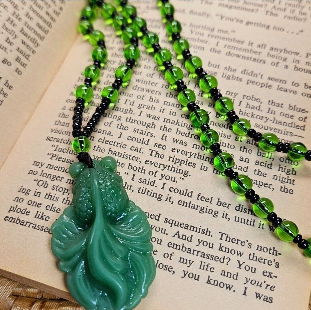Emerald Green Chinese Beaded Glass Necklace Carved Goldfish Pendant Asian Boho